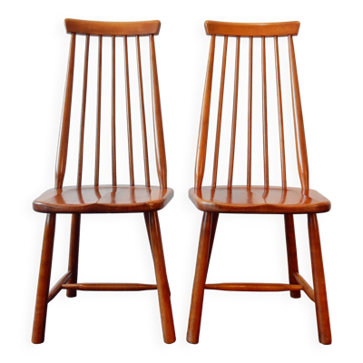 Lot de 2 chaises vintage à dossier haut en bois massif