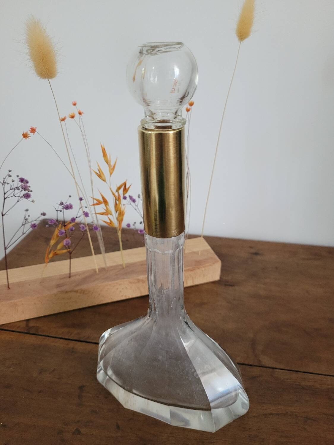 Flacon en cristal facetté