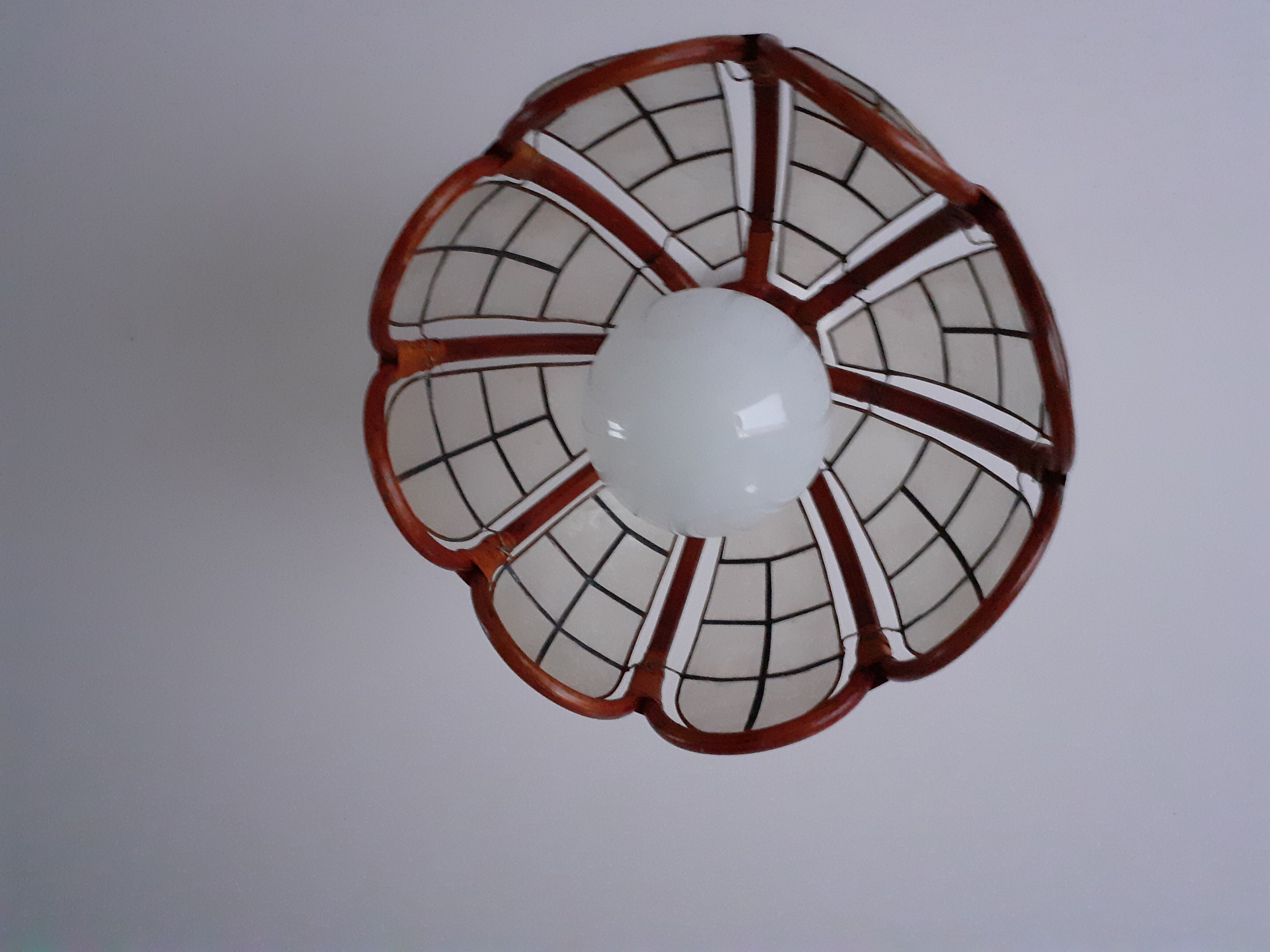 Vintage suspension in brass rattan and mother-of-pearl