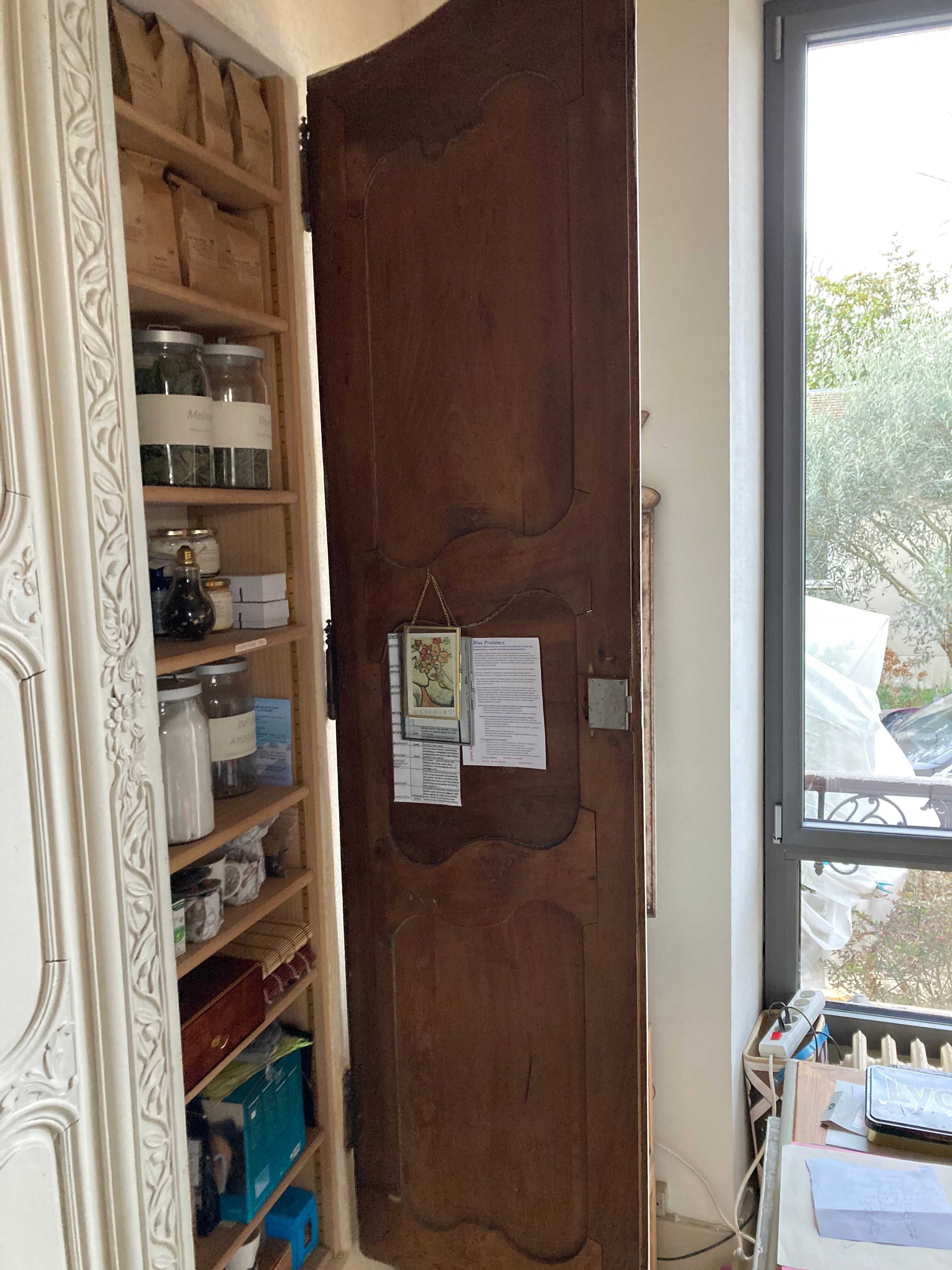 2 cabinet doors in oak period 19th century.