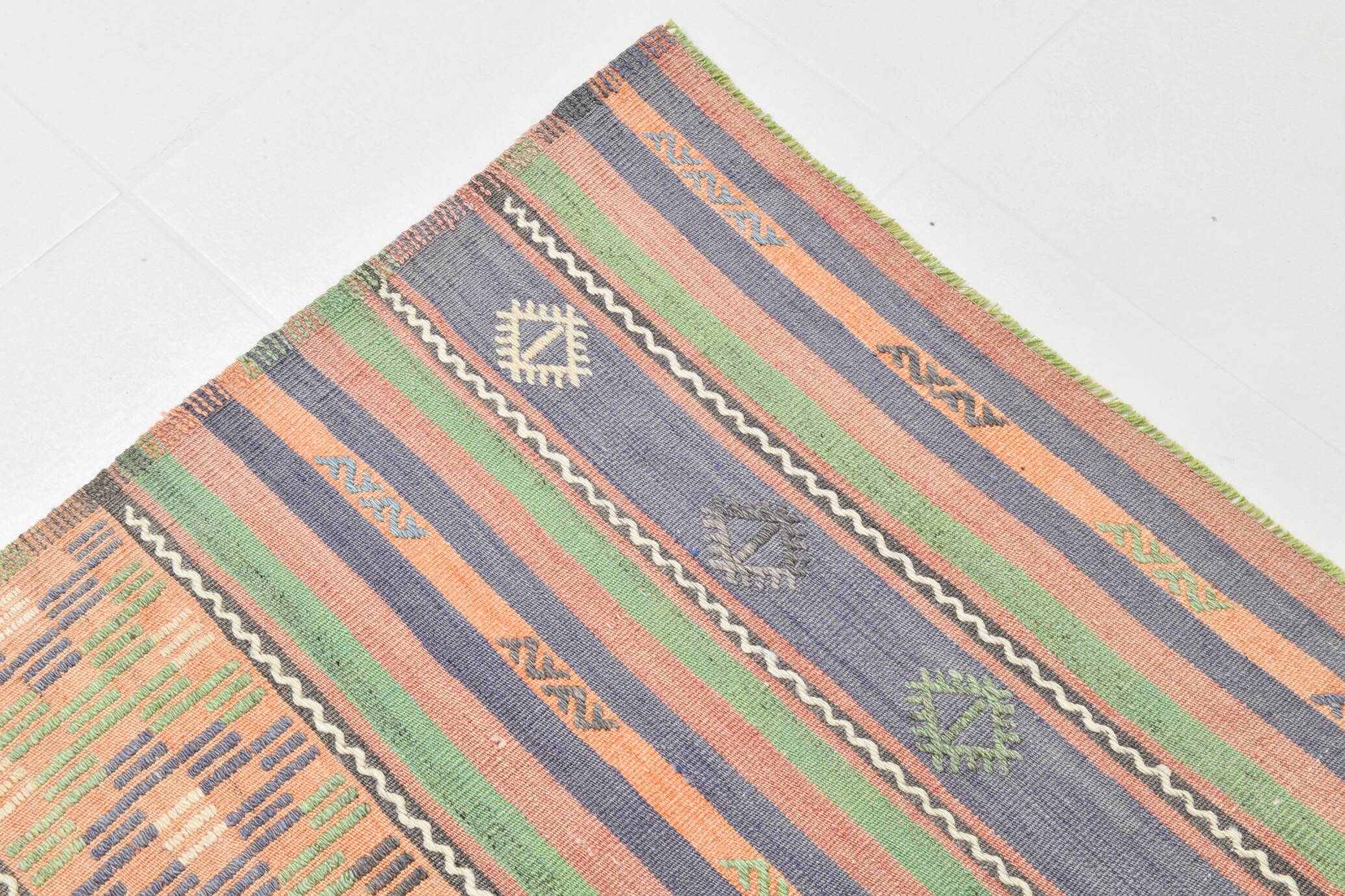 6x9 Modern Vintage Kilim Rug, 180x282Cm