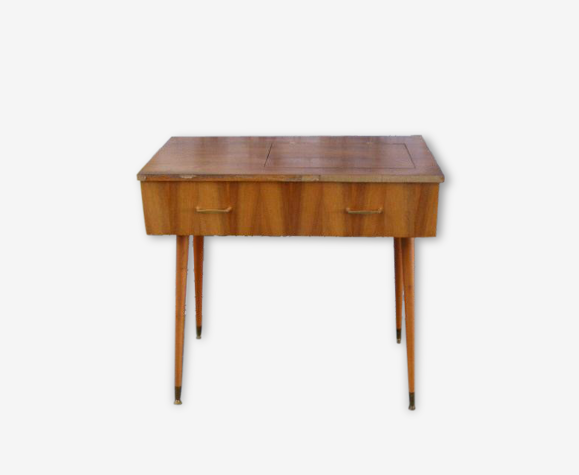 Table de couturière vintage, avec des pieds compas vintage