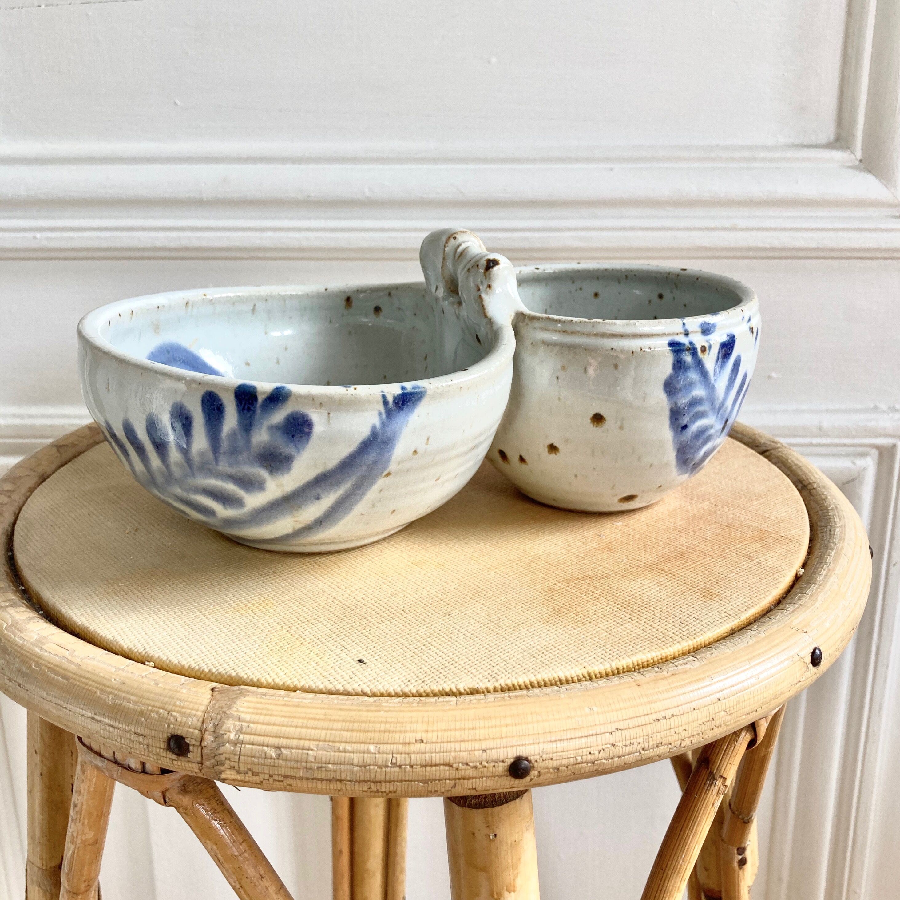 Appetizer server with two stoneware bowls or cups
