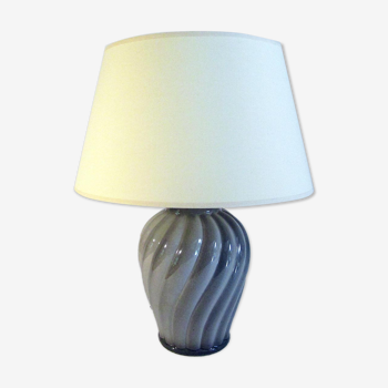 Twisted ceramic lamp