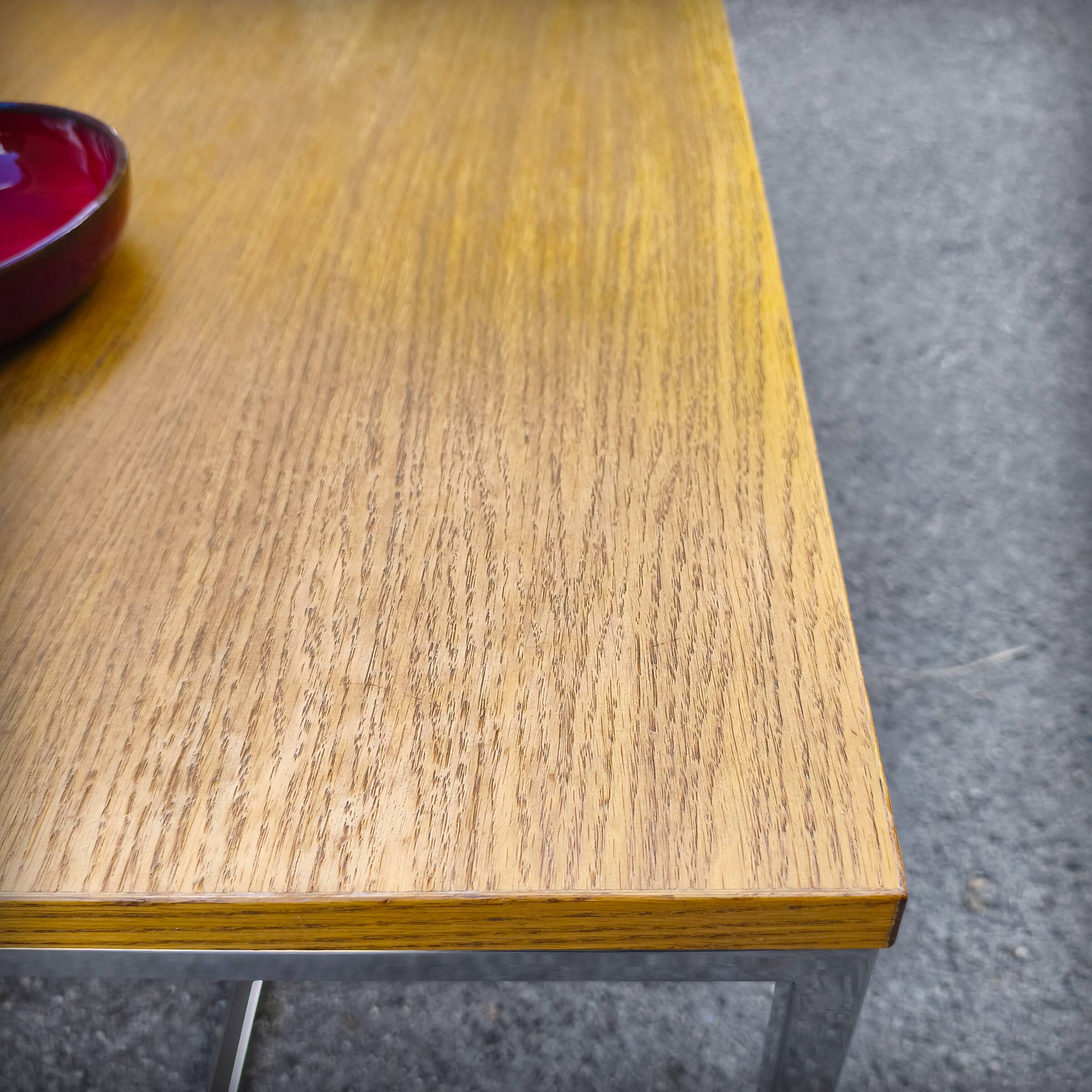XXL coffee table in oak and chrome steel