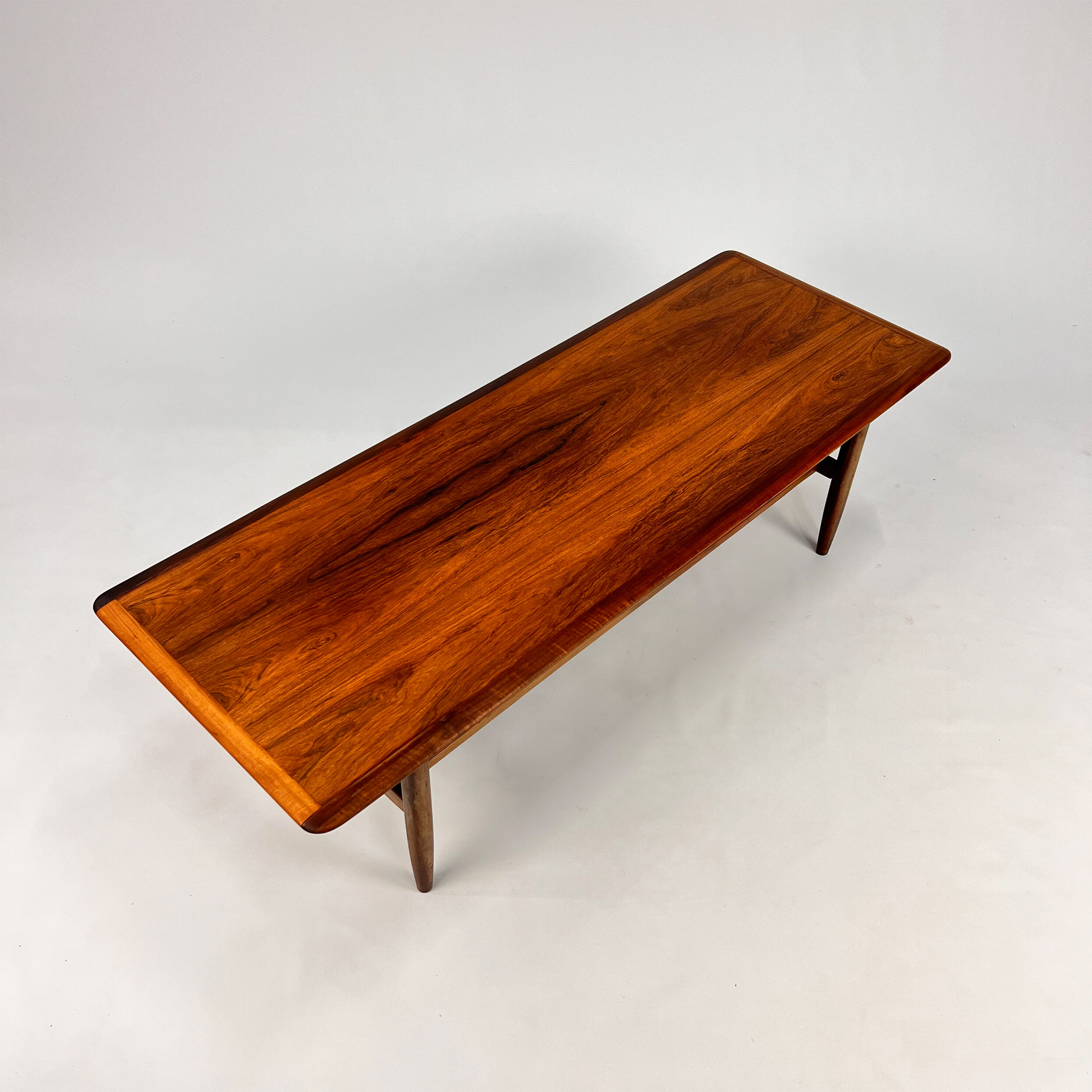 Table basse en palissandre et cuir du milieu du siècle par Topform, années 1960