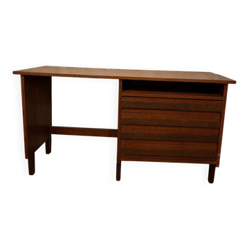 Bureau annee 60. Très bon état général.