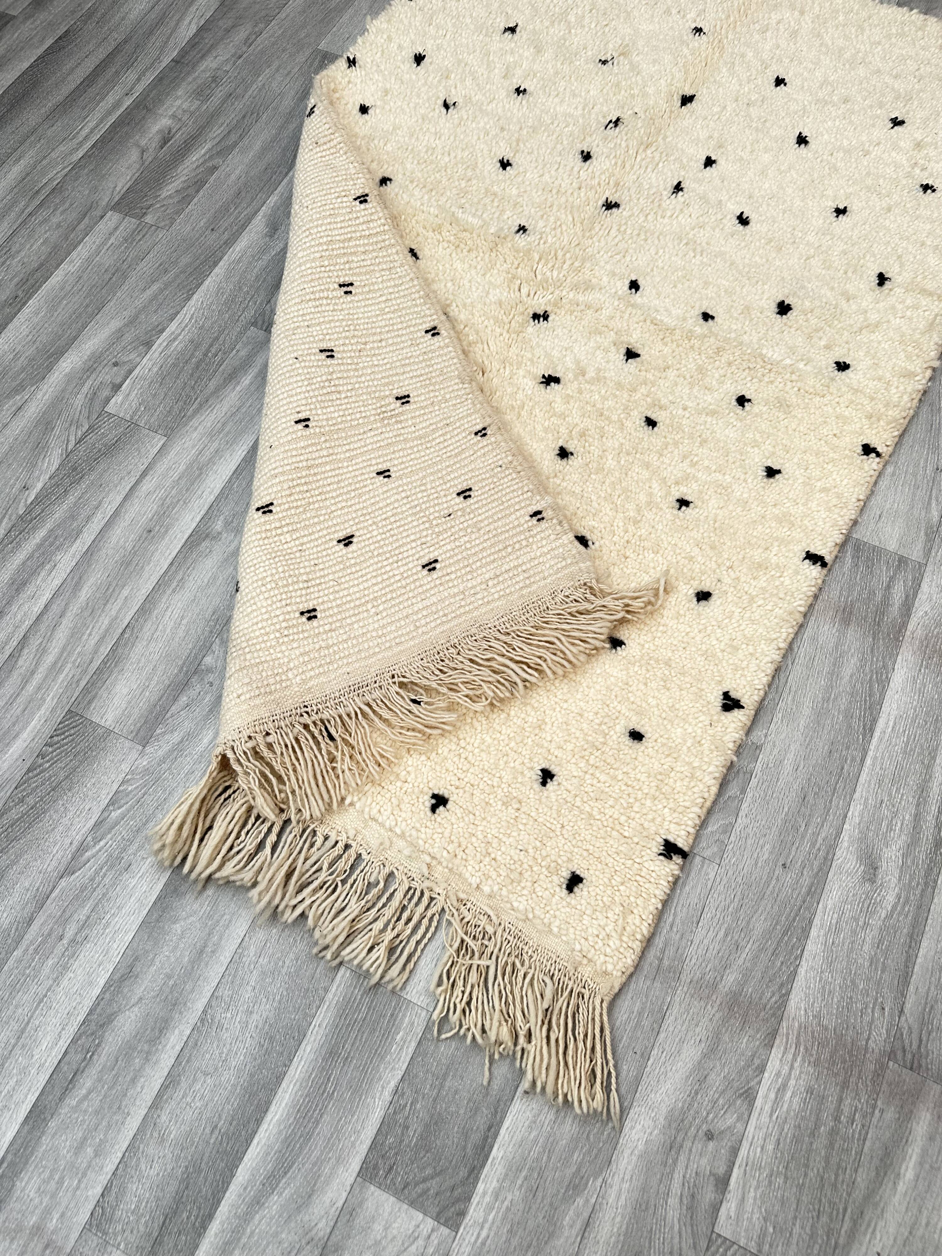 Custom Moroccan rug, Moroccan rug, custom Beni Ourain Moroccan rug.