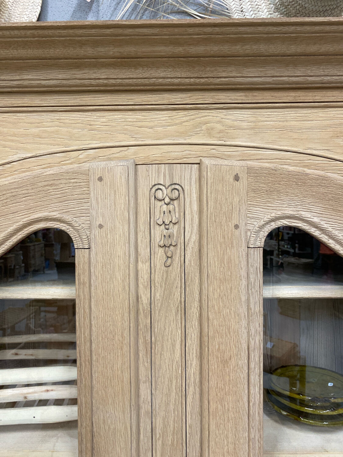 Louis XV bookcase in raw wood