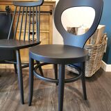Series of 6 mismatched bistro chairs Baumann and Gizycko