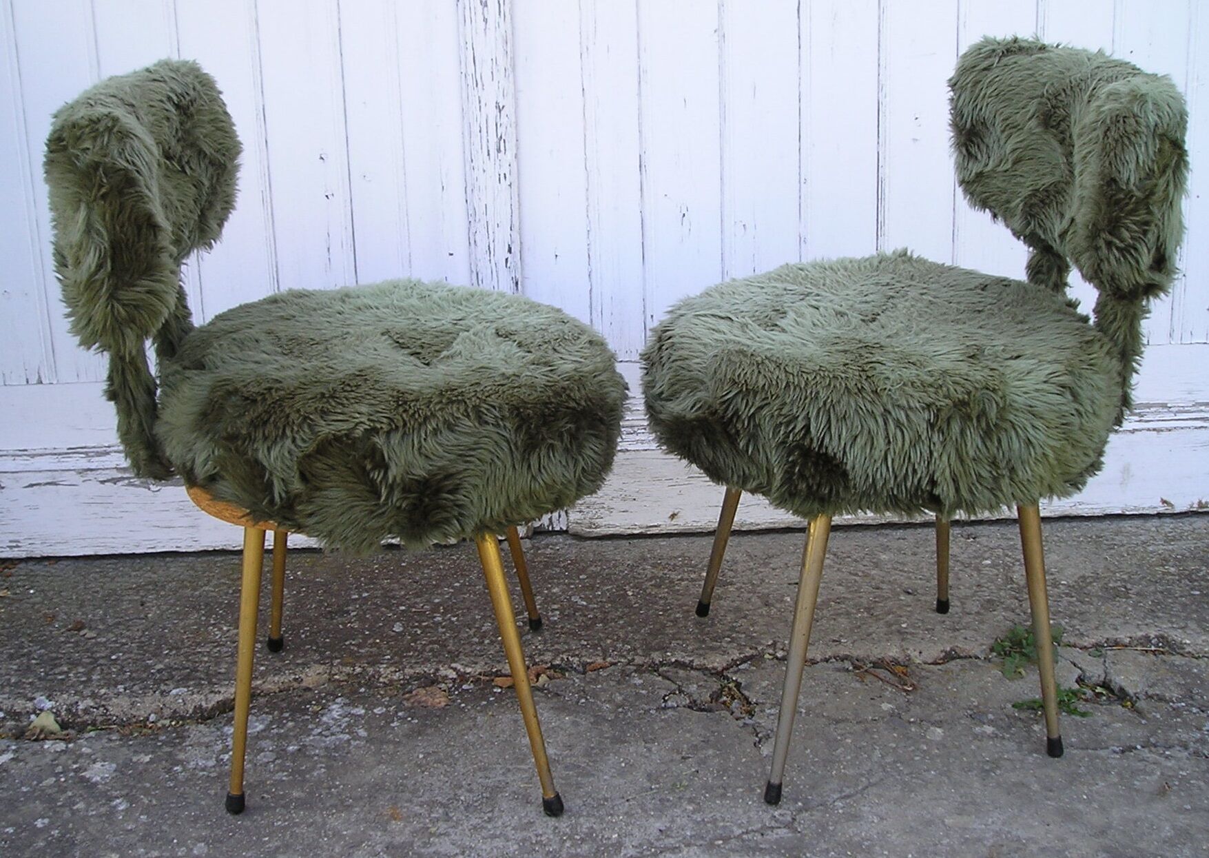1970 green moumoute pelfran chair duo