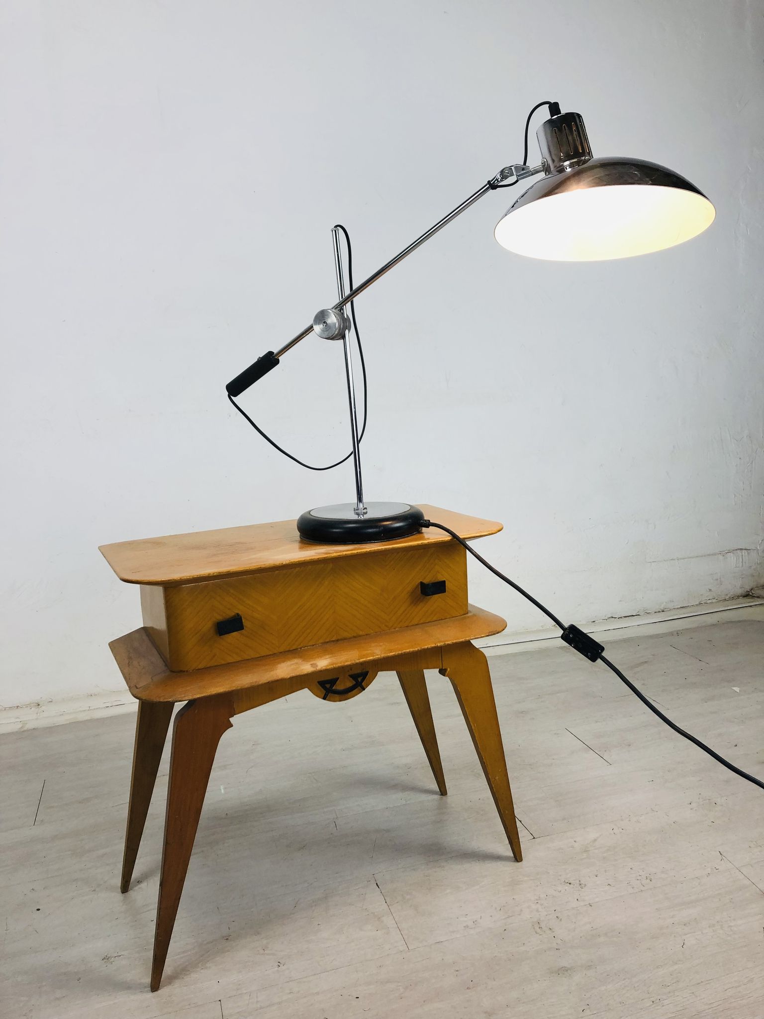 Grande lampe chromée