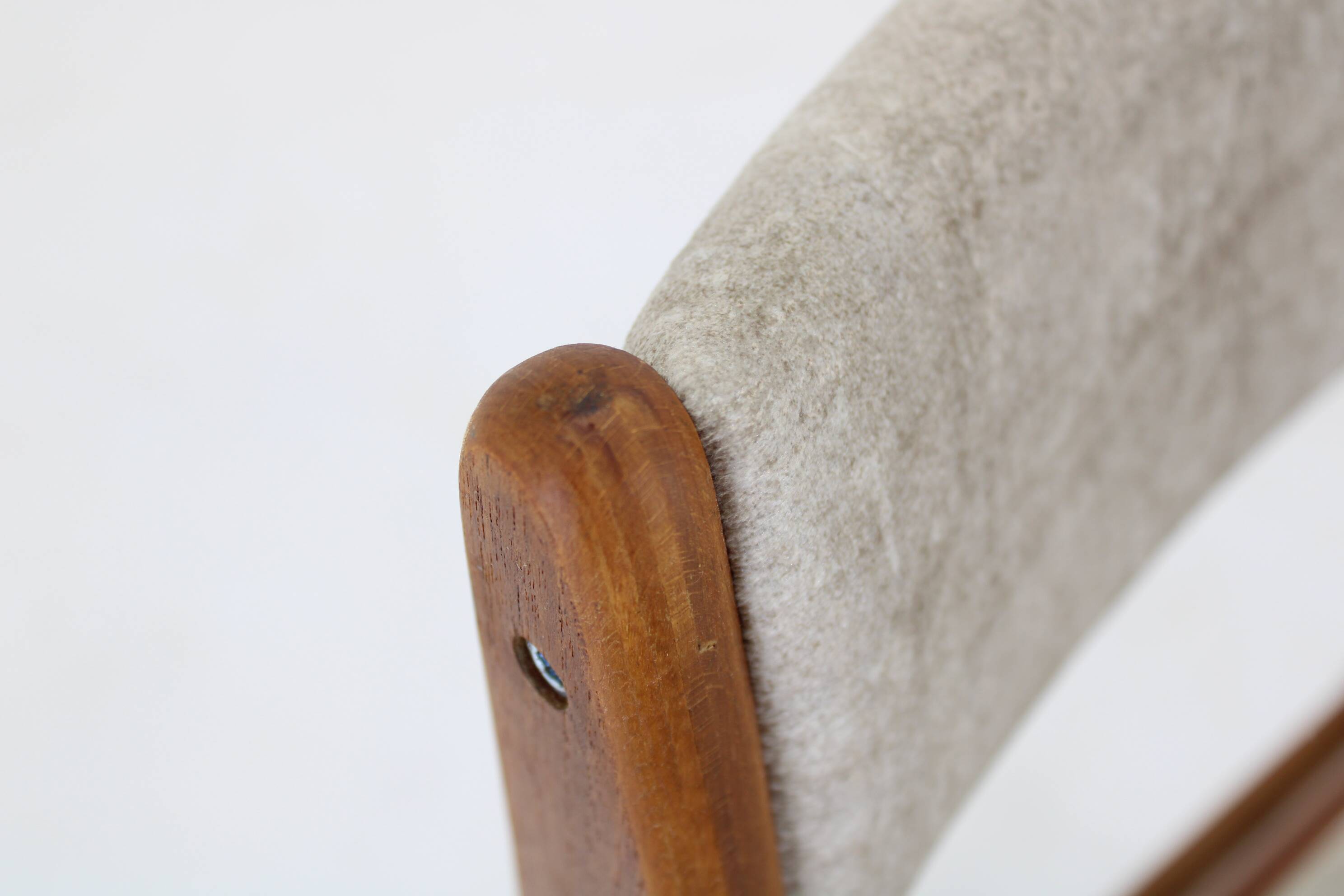 Ensemble de 4 chaises à manger danoises en teck des années 1960, restaurées