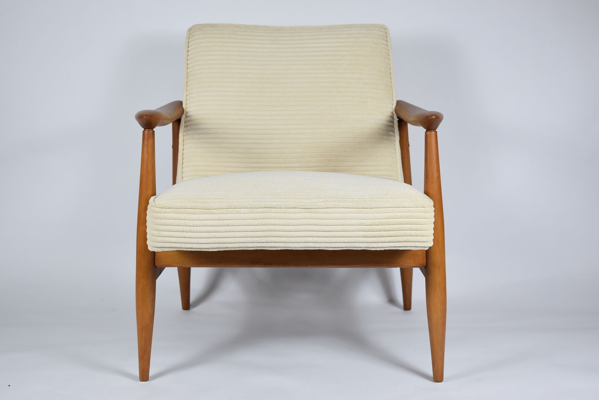 Restored scandinavian armchair "Kedziorek", 1960s, cream Cord, teak