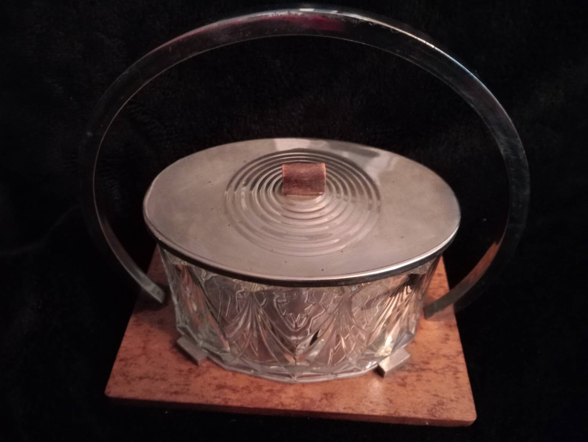 Art Deco Biscuit Maker