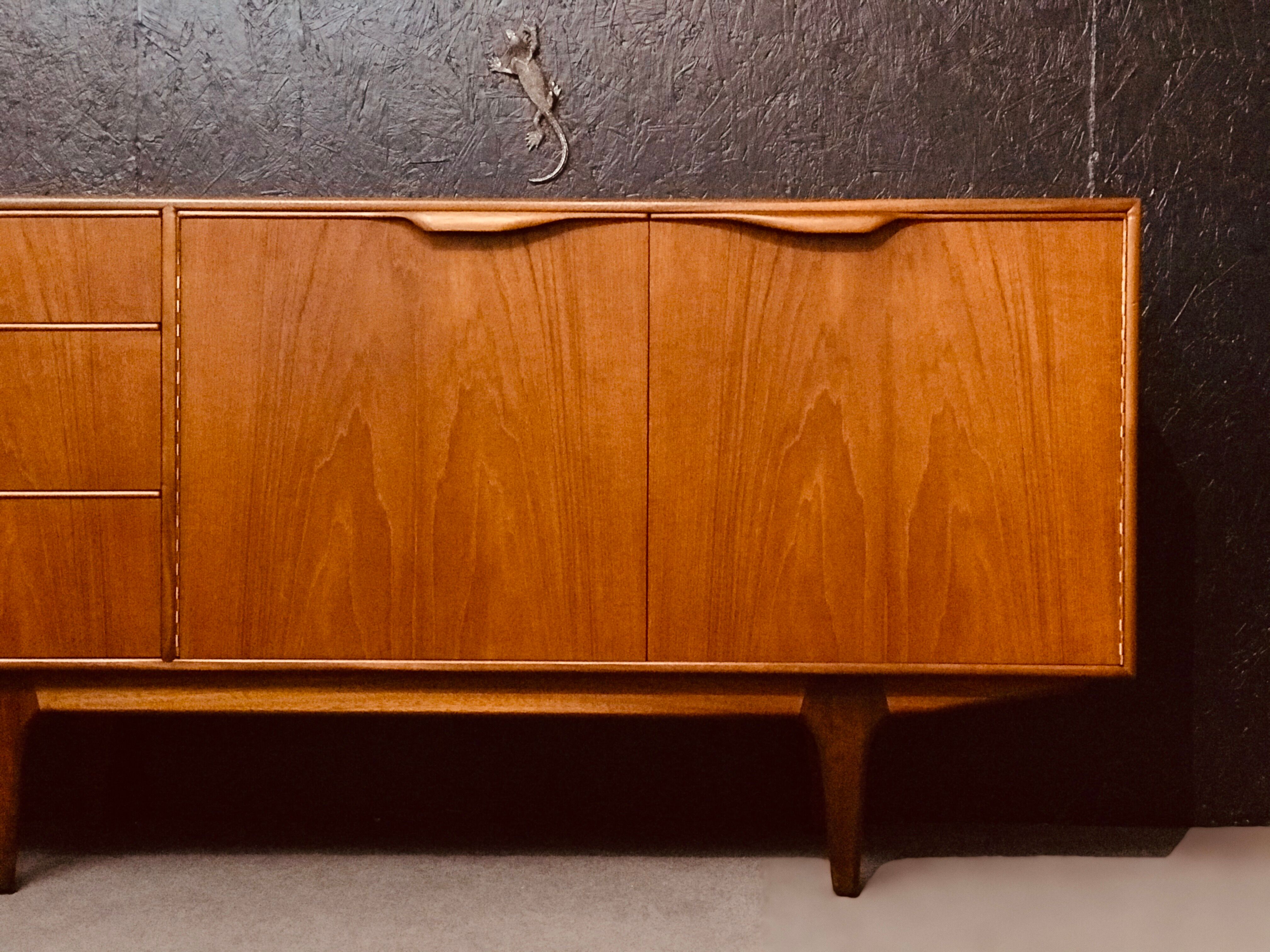 Enfilade en teck Mcintosh, collection Moy