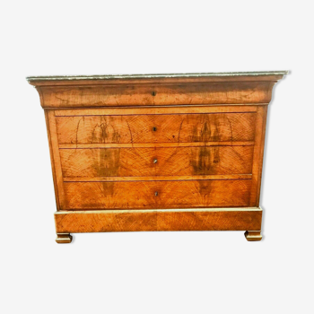 Commode d'époque Louis Philippe en ronce de noyer Dessus de marbre XIX siècle