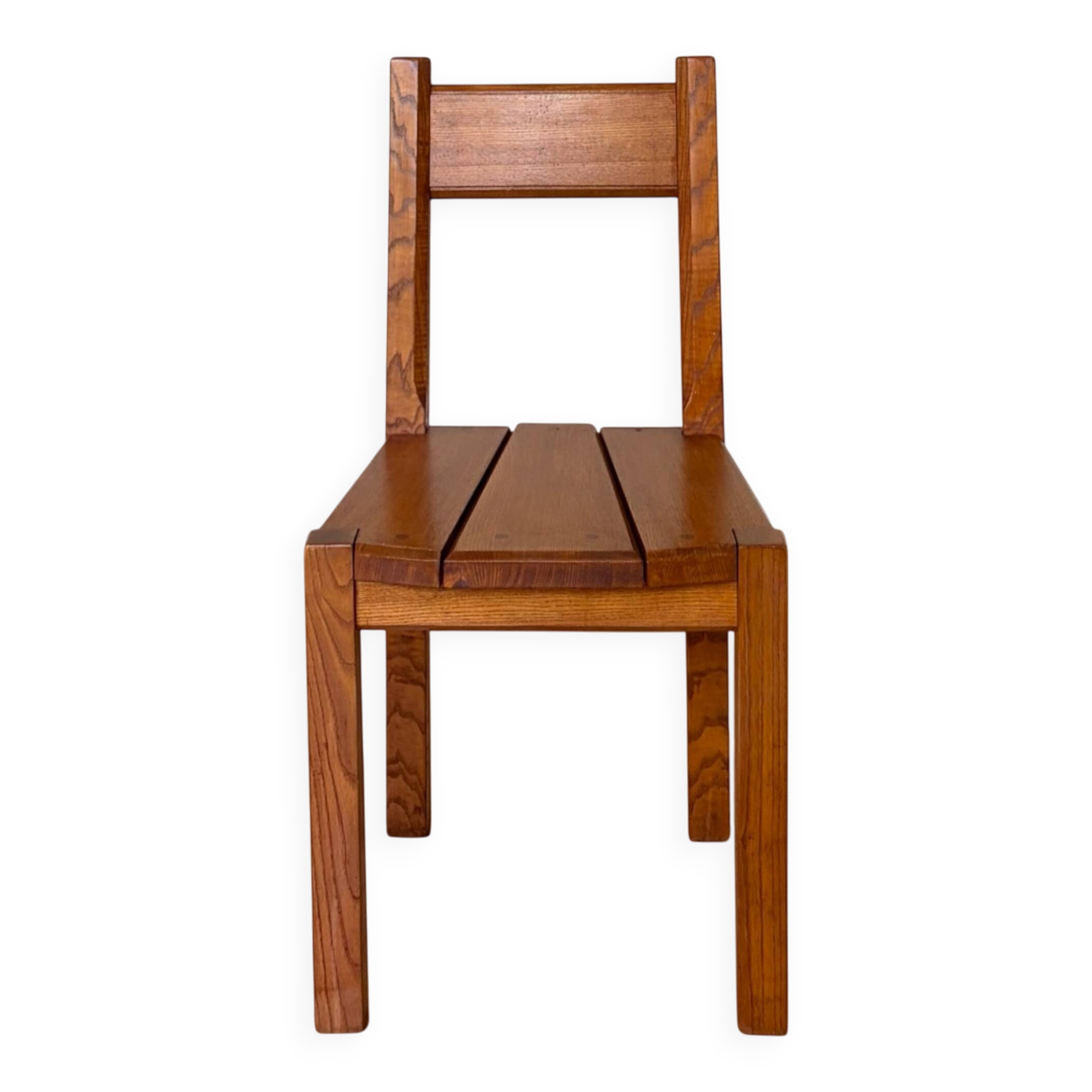 Chairs in solid elm
