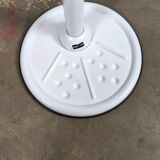 Tubecon 80s white coat door