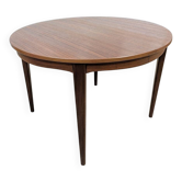 Table ronde scandinave