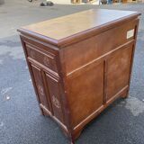 Buffet down chinese décor