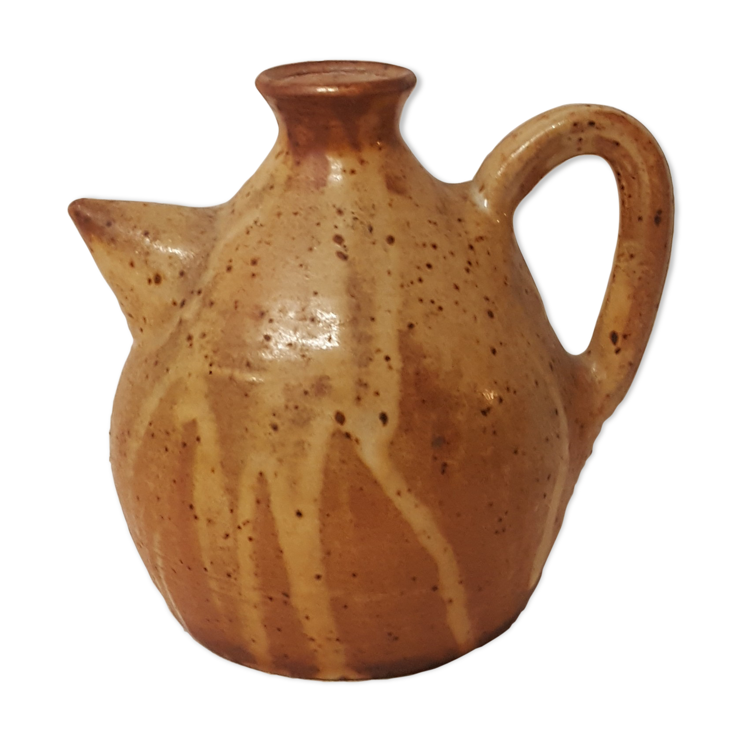 Sandstone beaked pitcher