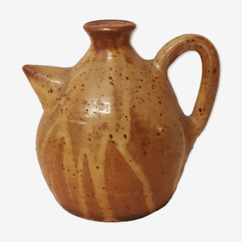 Sandstone beaked pitcher
