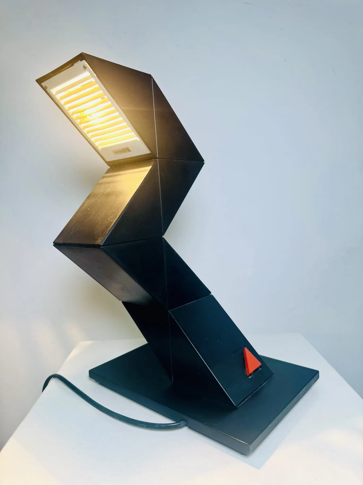 Zig Zag Modular Desk Lamp By Chan Shui For Massive, Belgium 1980S