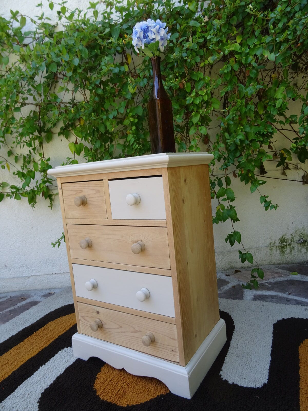 Pine dresser