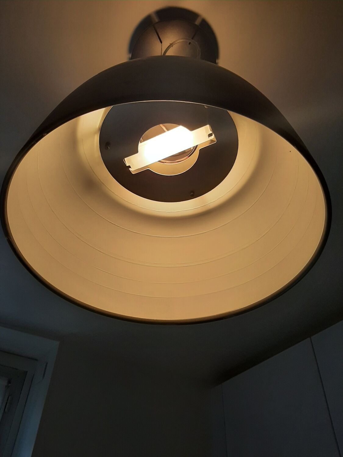 Hanging lamp by Ernesto Gismondi for Artemide