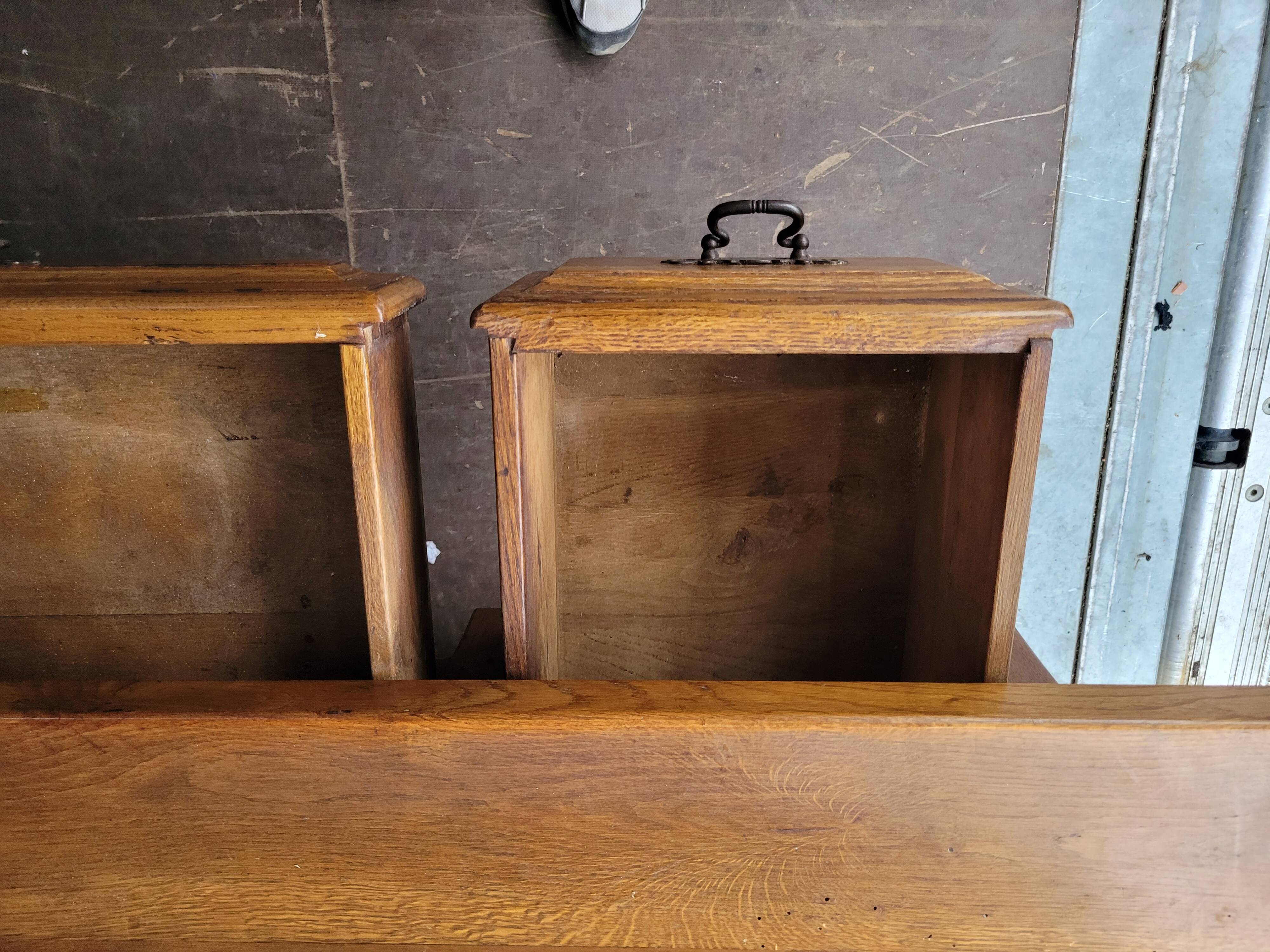 Bureau style Louis XIII