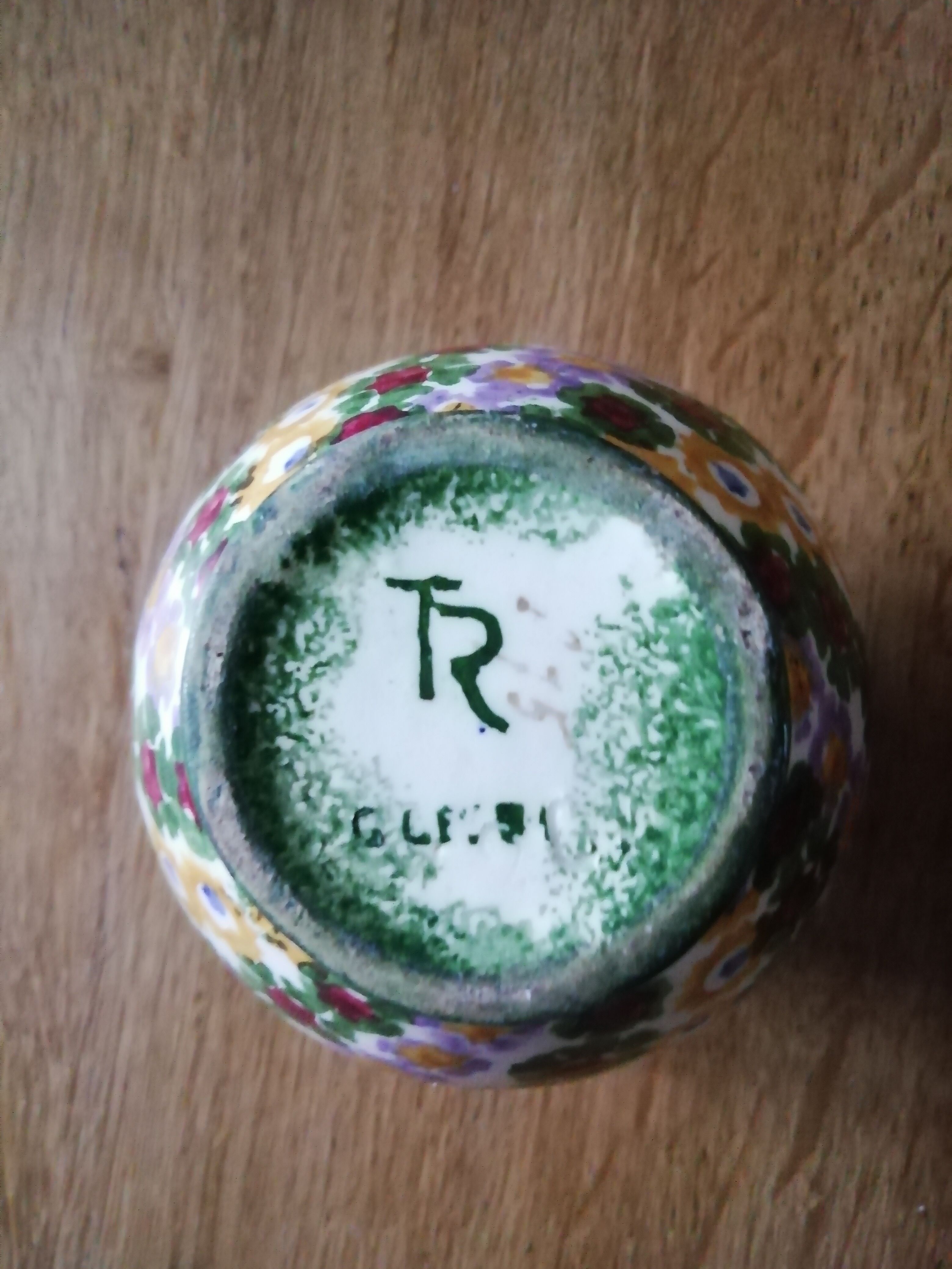 Floral decoration vase