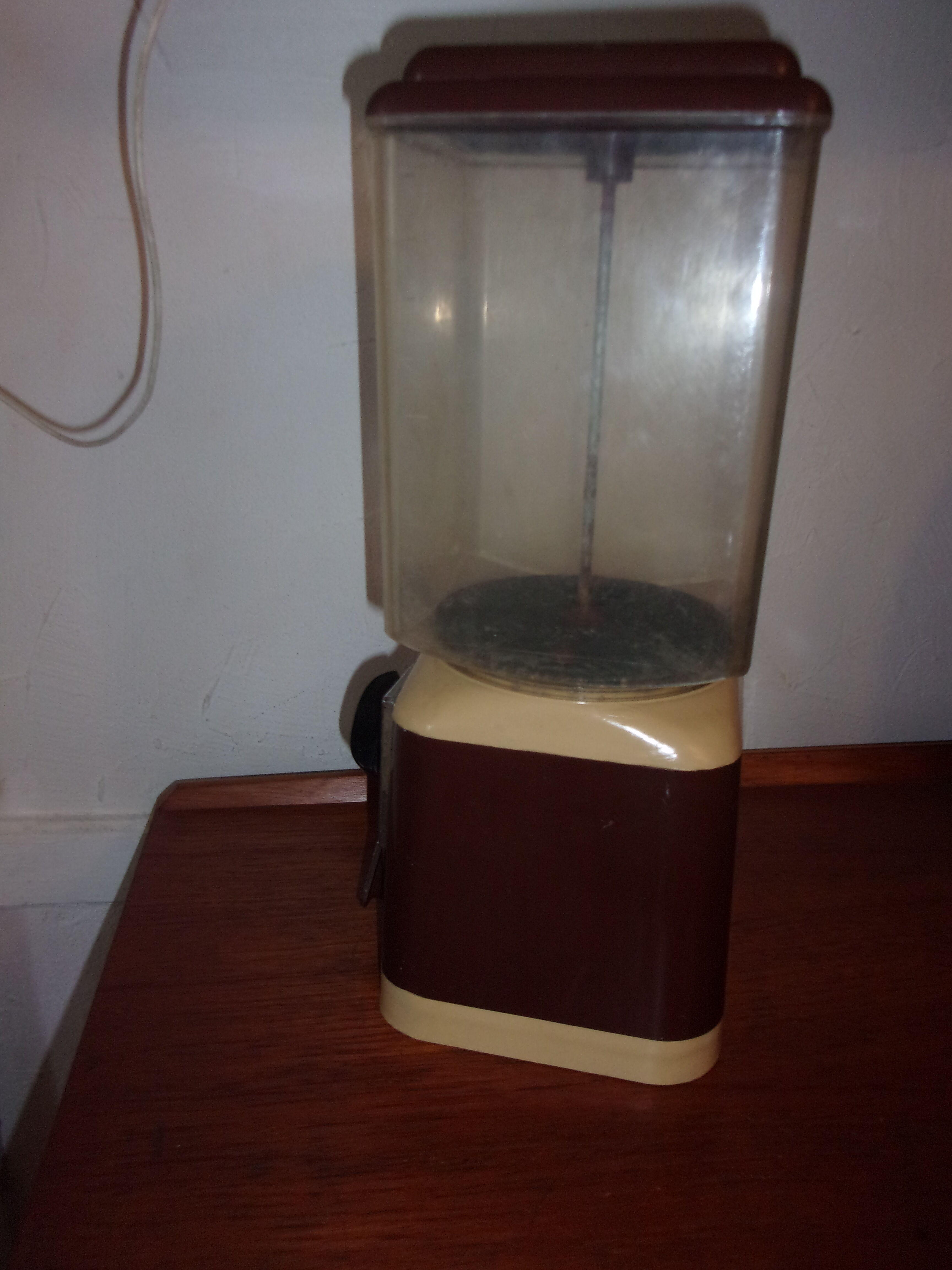Bistro peanut dispenser 1960