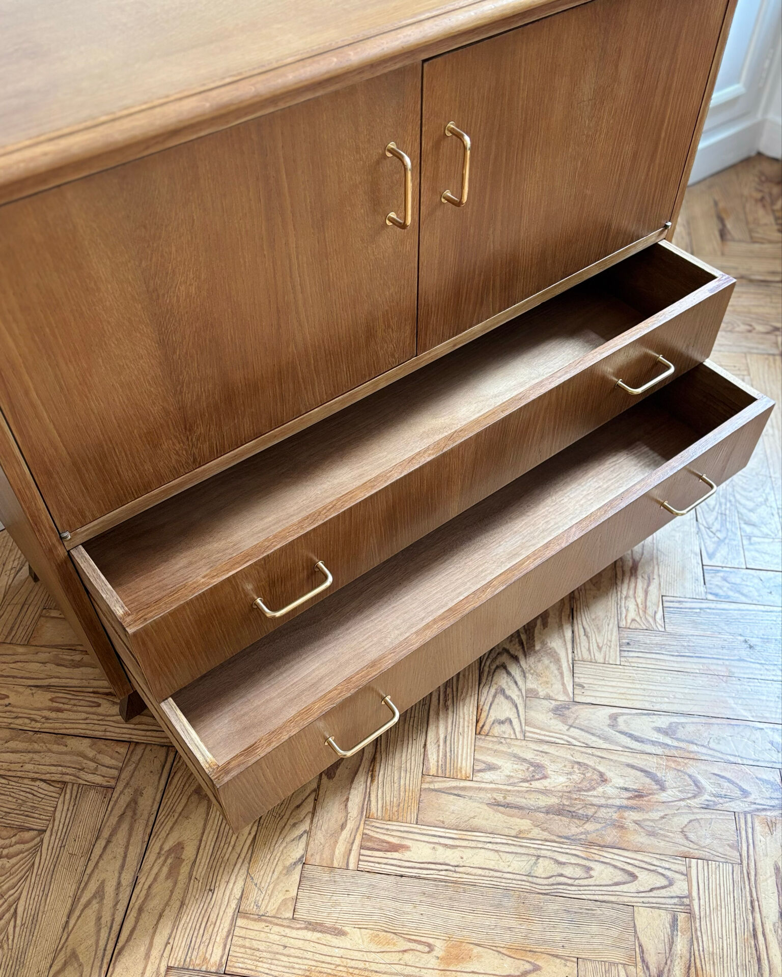 Buffet | Oak veneer sideboard from the 1960s
