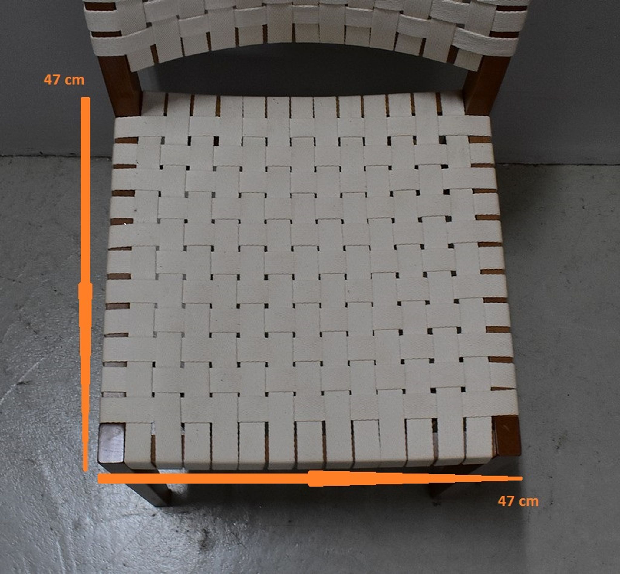 Suite de 6 chaises vintage en hêtre clair fin XXe