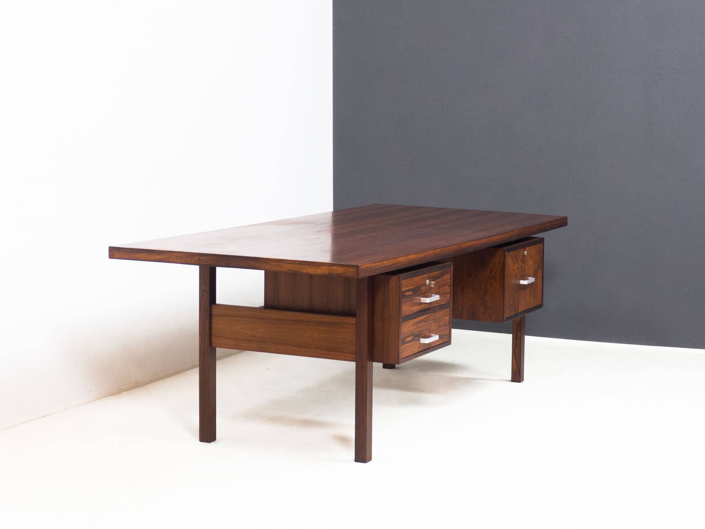 Bureau vintage XXL en palissandre