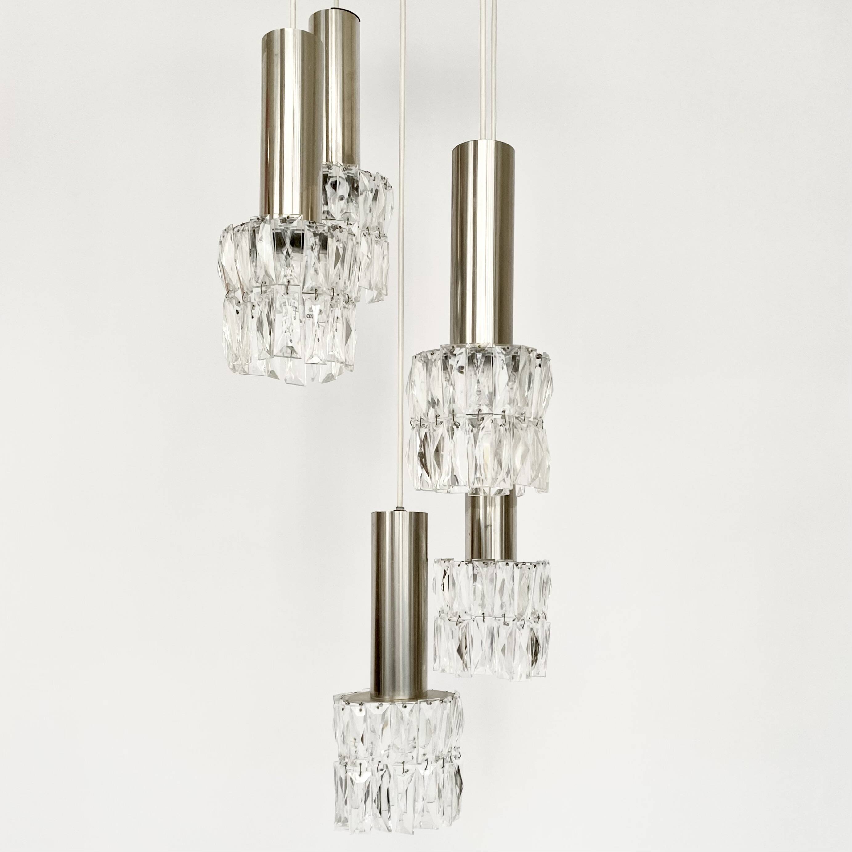 Lustre cascade années 1970