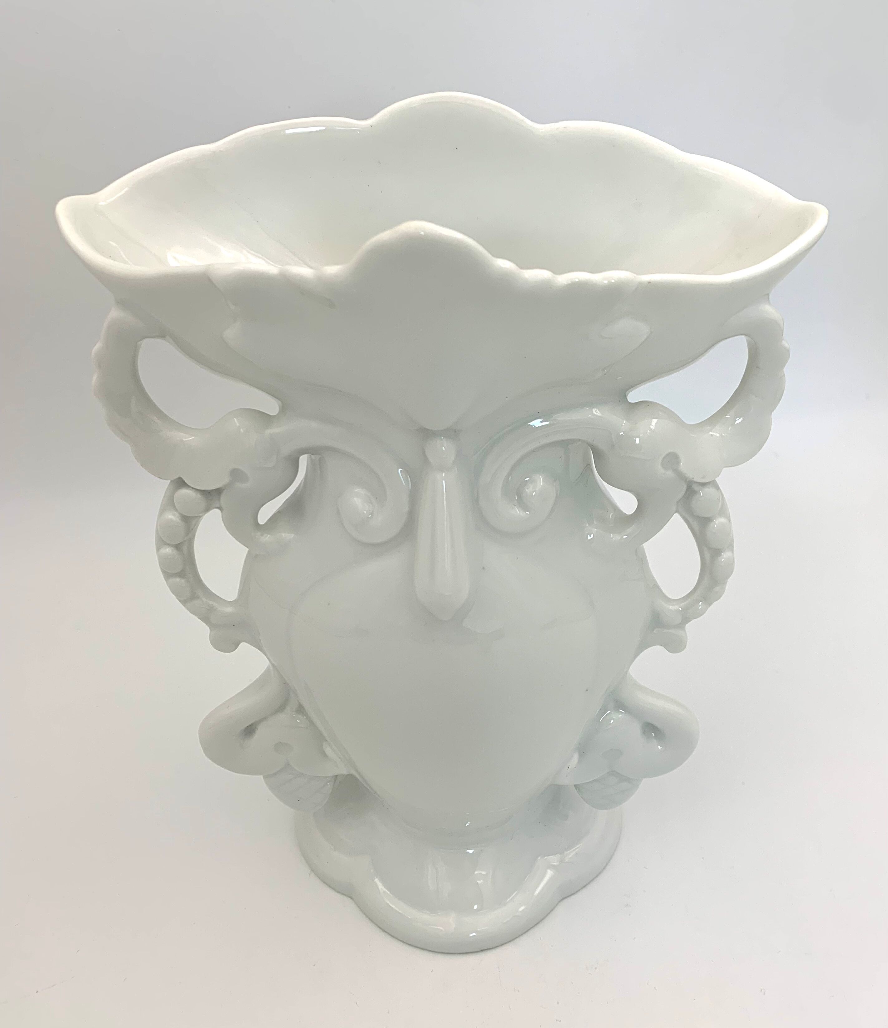 Porcelain vase, church vase, bridal vase, white.