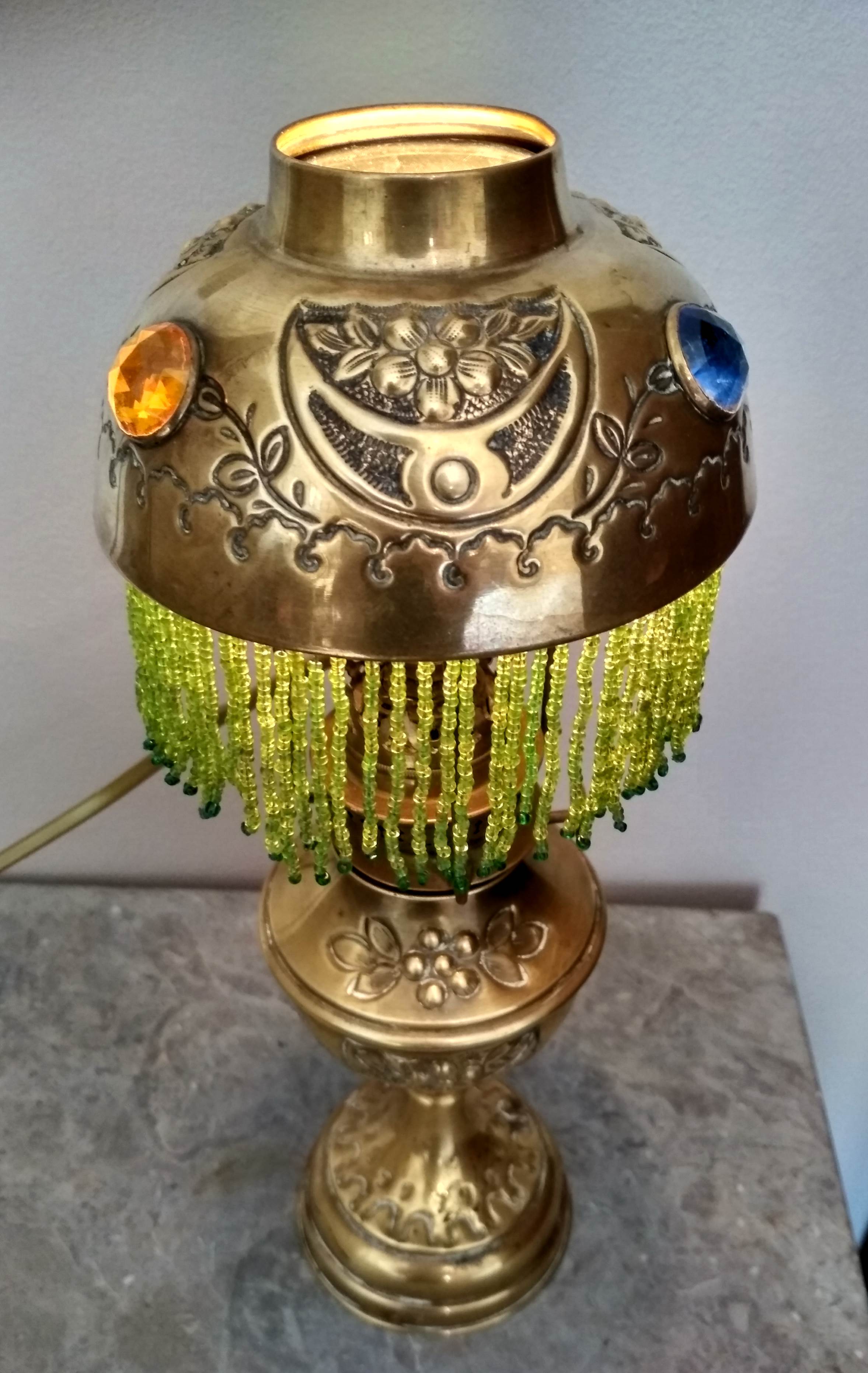 Lampe en laiton "La Parisienne" fin 19ème s.
