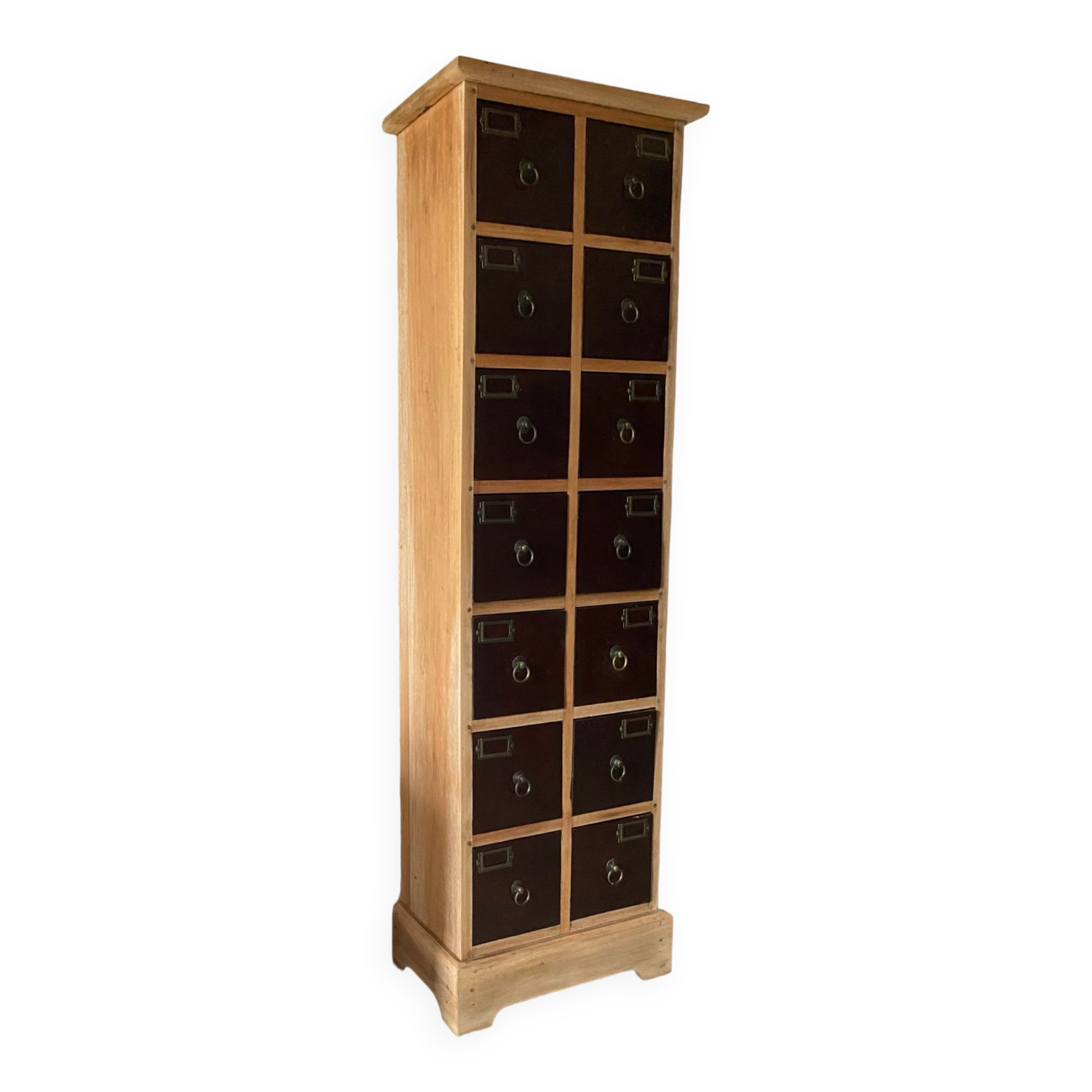 Chiffon workshop furniture