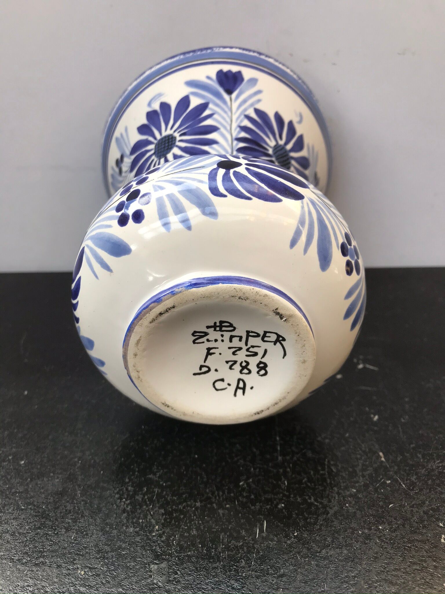 Vase quimper ceramics white vintage blue decor
