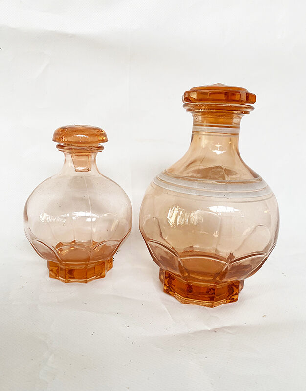 Set of 2 pink decanters