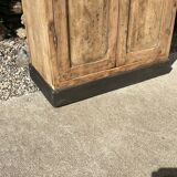 Beautiful piece of furniture with 8 drawers/2 doors in raw wood.