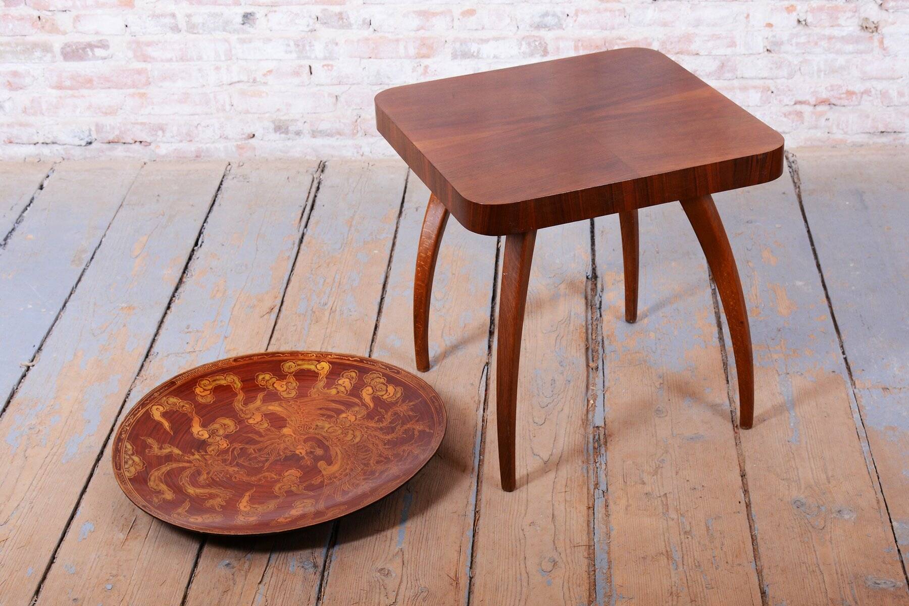 Assiette asiatique en bois laqué, Chine, années 1920