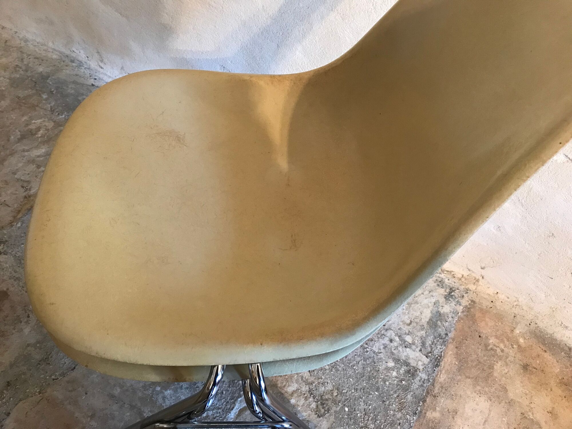 Set of 2 Eames chairs for Herman Miller fiberglass 1960-70's
