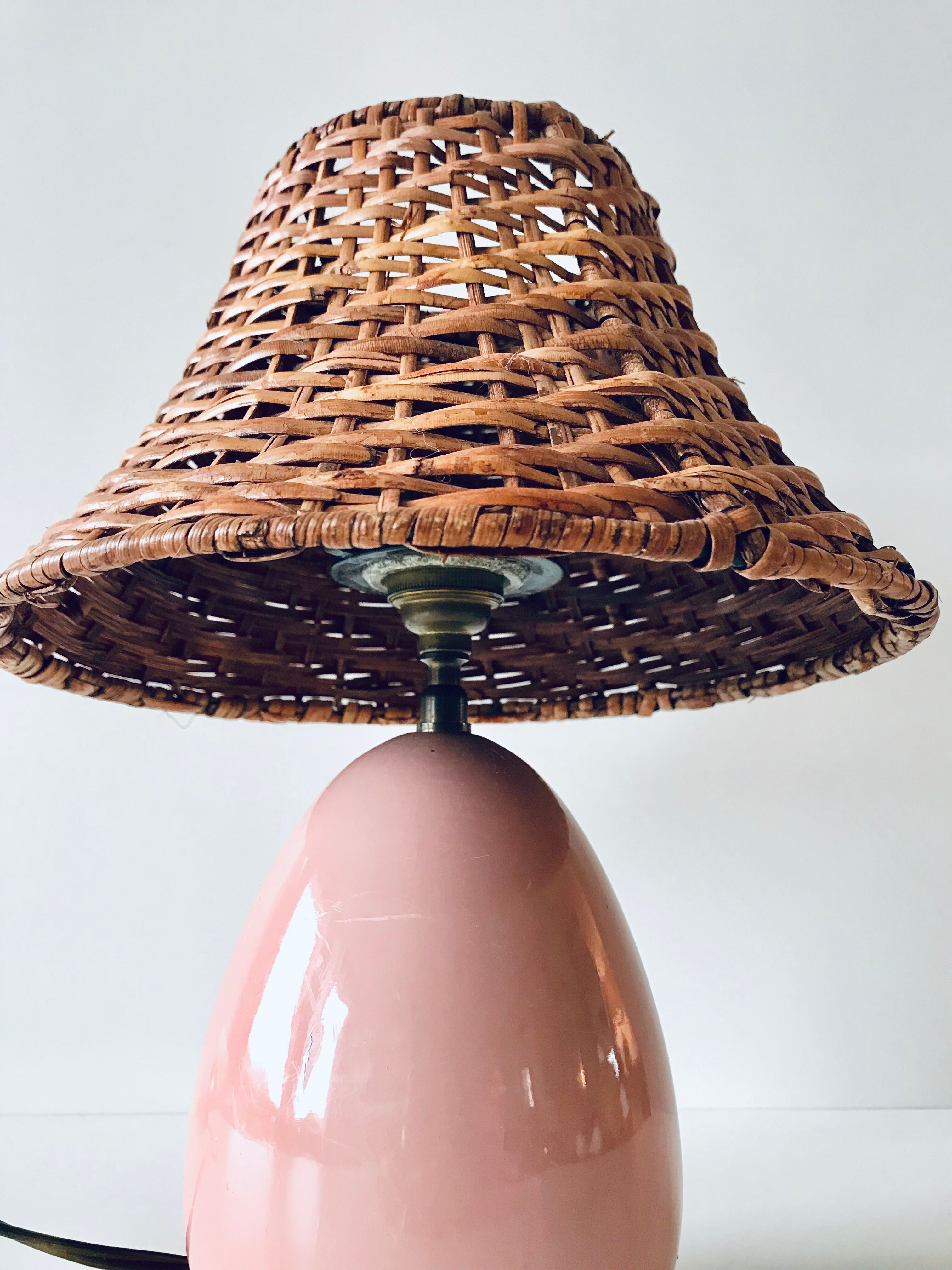 Pink rattan lamp