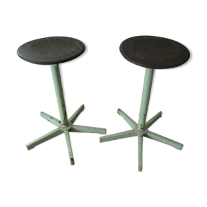 Paire de tabourets industriels