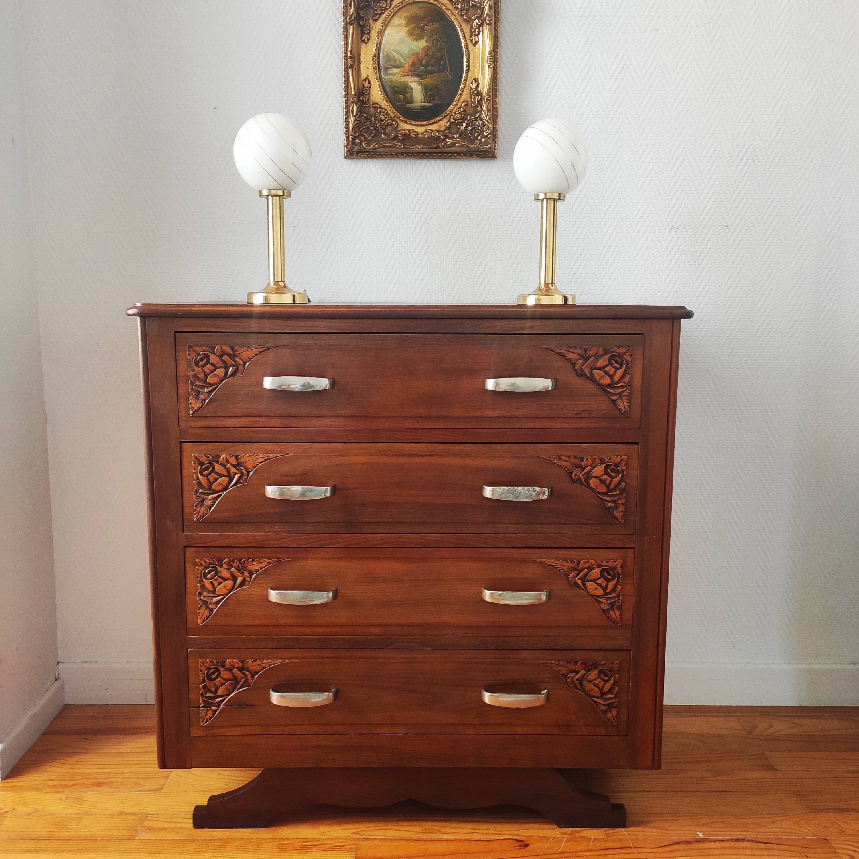 Art Deco chest of drawers in solid walnut