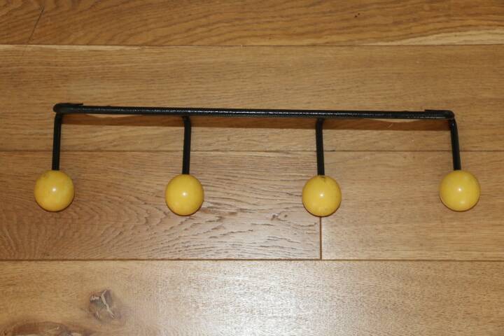 Yellow 4-ball coat rack