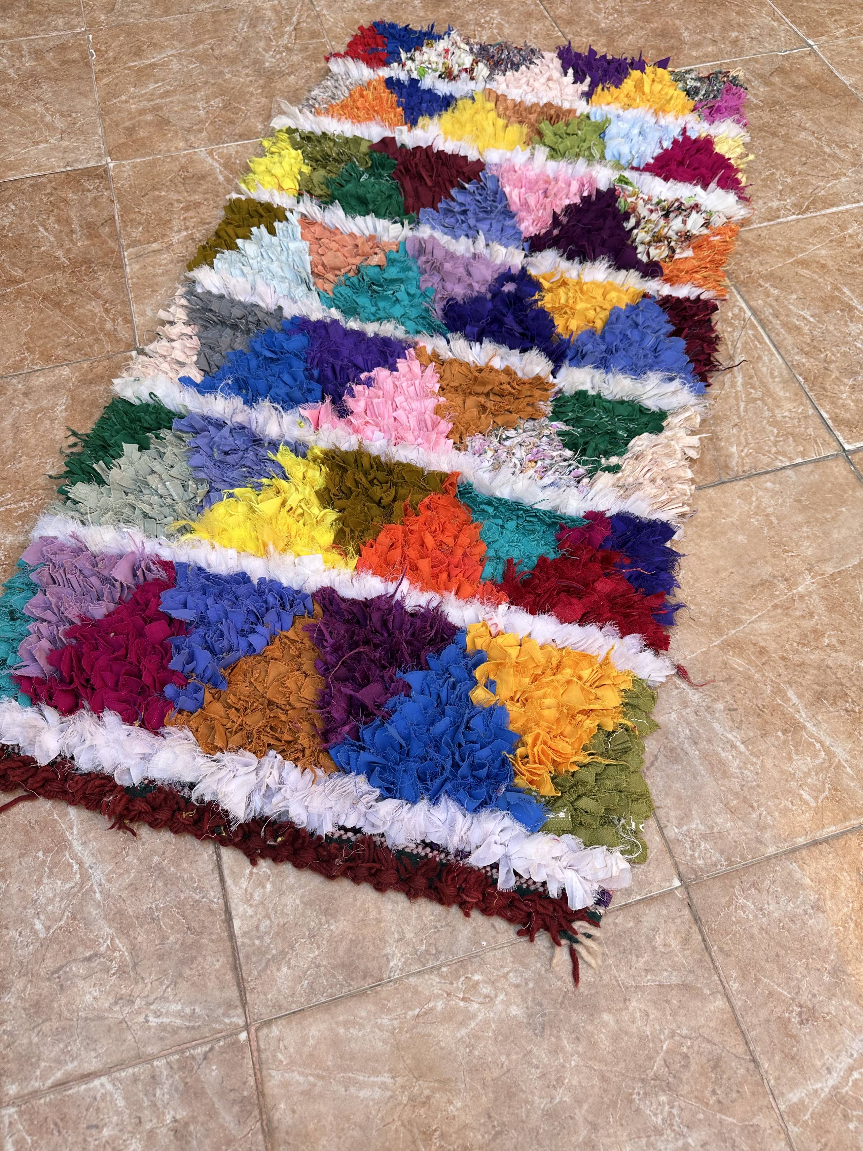 vintage boucherouite rug; berber boucherouite rug 120 cm x60 cm